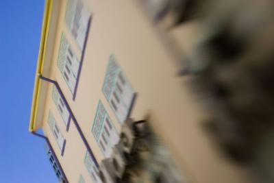 051028_lensb046encomp.jpg