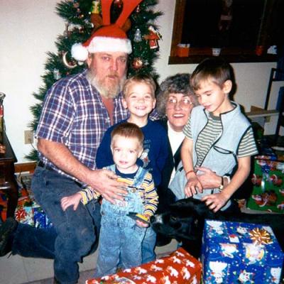 Jerry and Liz Jones Kettleman and their grandsons John David, Dillon and Shane at Christmas