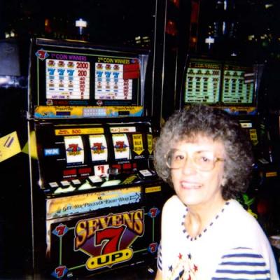 1995 - Elizabeth Liz Jones hitting the big one at Treasure Bay Casino