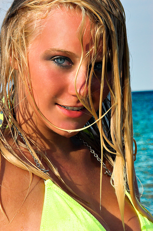CoverGirl - Courtney 2005