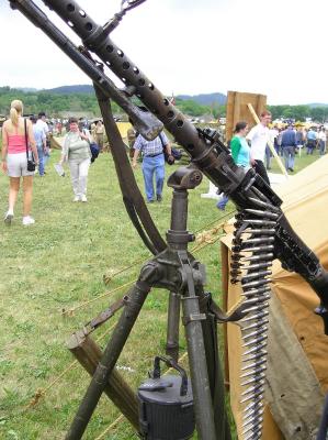 MG34 on tripod