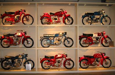 Wall of Italian singles