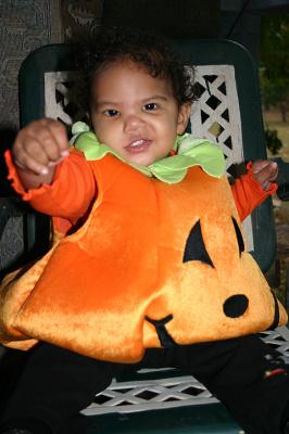 trick or treat !!!  10-31-05