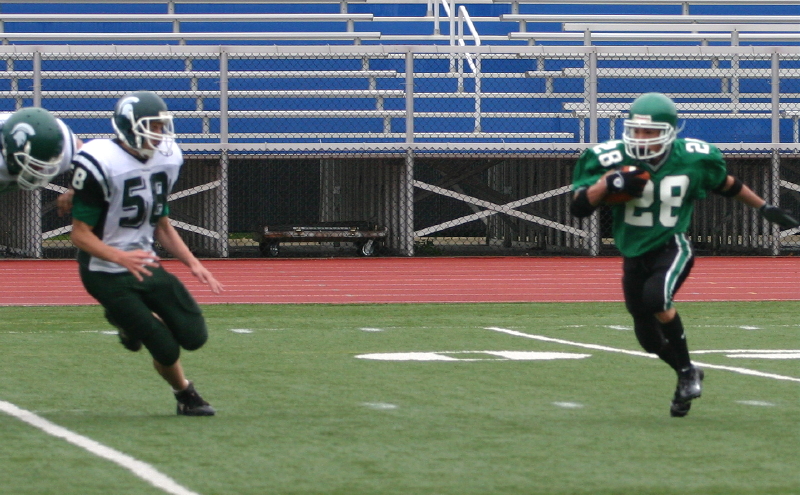 Chris Perry returning a kickoff in the 3rd quarter for an 82 yard touchdown