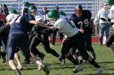 Vinnie Pettinato blocking for Jeremy Sedelmeyer