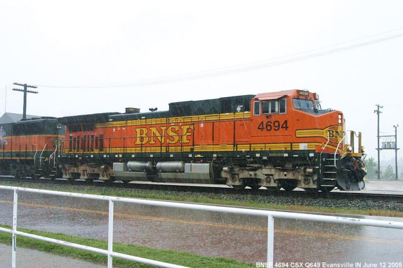 BNSF 4694 CSX Q649 Evansville IN 12 June 2005