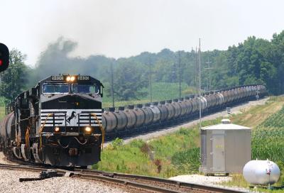 NS9400 69G Douglas IN 03 July 2005