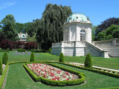 Classical Revival Gardens