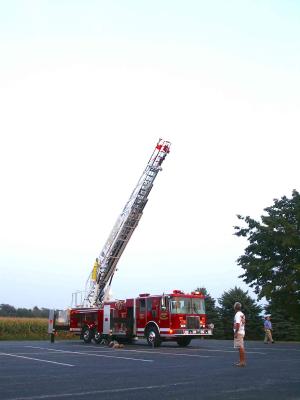 SFD Ladder truck, Going down.jpg