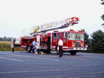 SFD Ladder truck, Going down.jpg