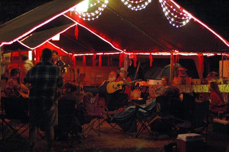 campsite red