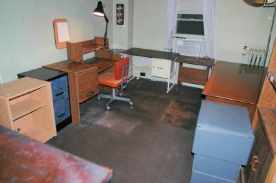 Dad's room-s.jpg
