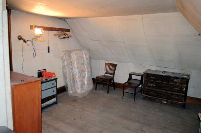 Front attic room 1s.jpg