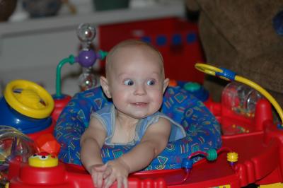 Brooks in Mega Saucer - 6 months