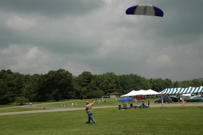 Kite demonstration at Windfest