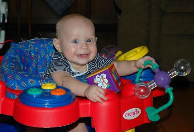 Brooks in Mega Saucer - 6 1/2 months
