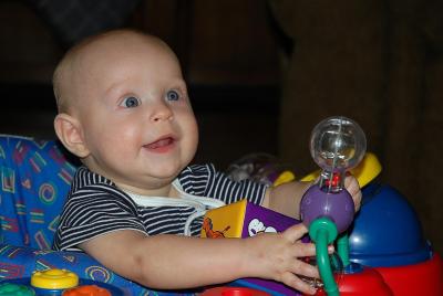 Brooks in Mega Saucer - 6 1/2 months