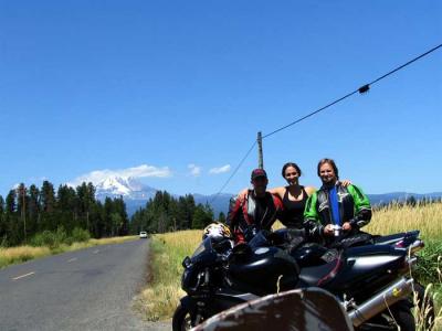 sas-liv-snow-mt-adams2.jpg