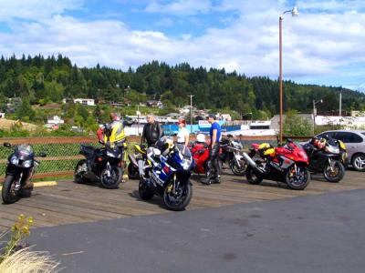 v3/93/186493/3/48685701.bikesoutsidehumps.jpg