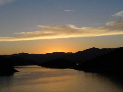 v3/93/186493/3/50766975.lakeshastasunset2.jpg