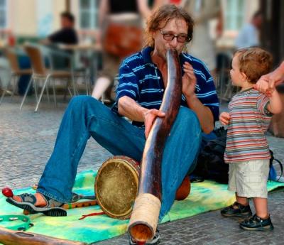 Prague: Didgeridoo Fan
