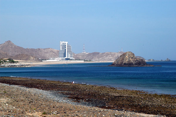 Al Aqah Resort and Snoopy Rock, an excellent snorkeling spot