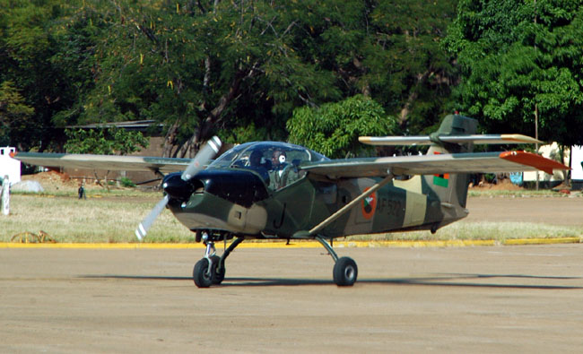 Zambian Air Force Saab MFI-15-200A Safari taxiing at Livingstone