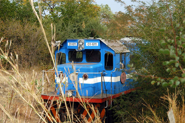 Zambian locomotive crossing from Zimbabwe