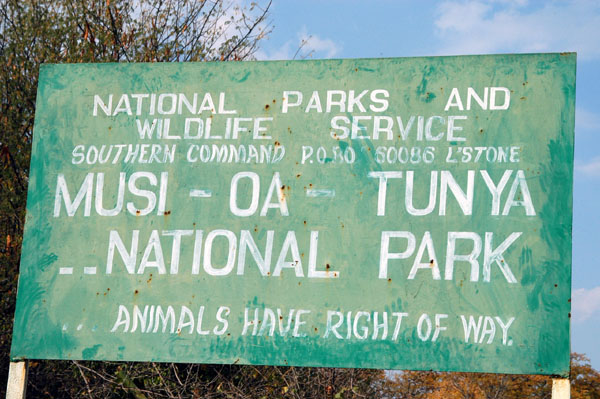 Musi-ao-Tunya is the native name for the falls, Smoke That Thunders