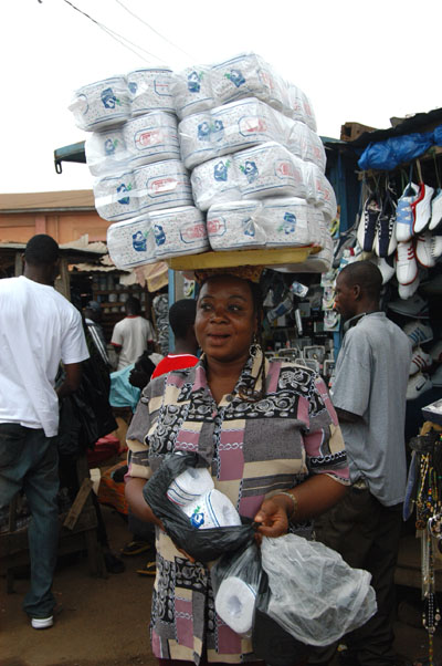 Selling toilet paper, Nkrumah Circle market