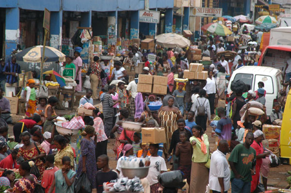 Crowds along Station Road, Accra