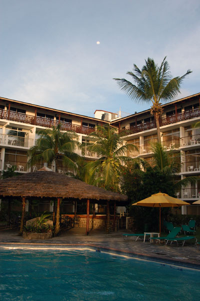 Coral Strand Hotel