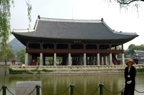 Gyeonghoeru, the banqueting hall of Gyeongbokgung Palace
