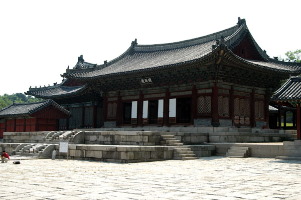 Myeongjeongjeon Hall, Changgyeonggung Palace