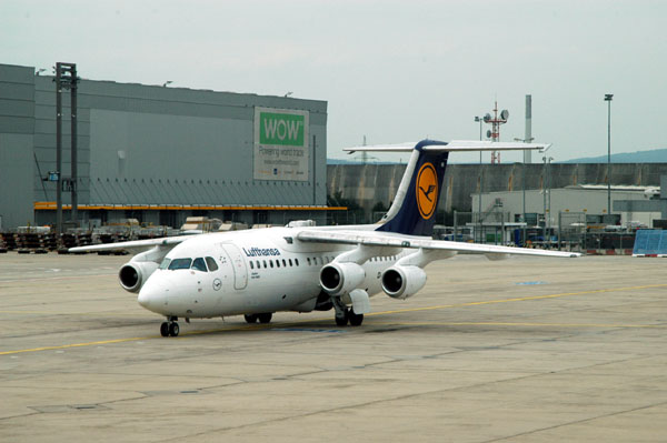 Lufthansa CityLine Avro RJ85 at FRA