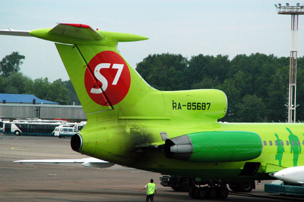 S7 (www.s7.ru) Tu-154 (RA-85867) at DME
