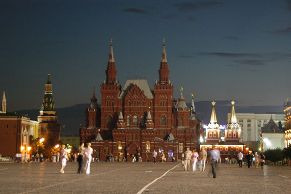 State History Museum at the northern end of Red Square