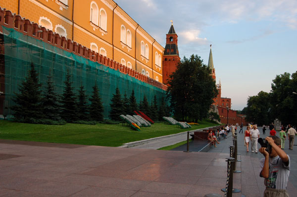 War Memorials along the Kremlin Wall, Alexandrovsky Gardens