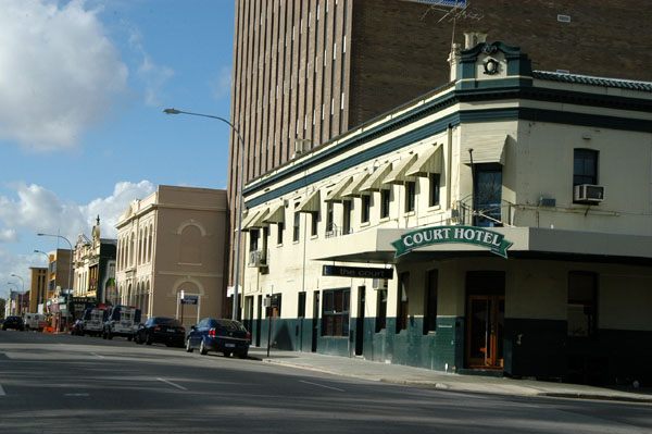 Court Hotel, Beaufort Street