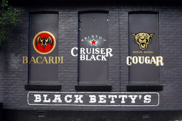 Black Betty's, Aberdeen St, Northbridge