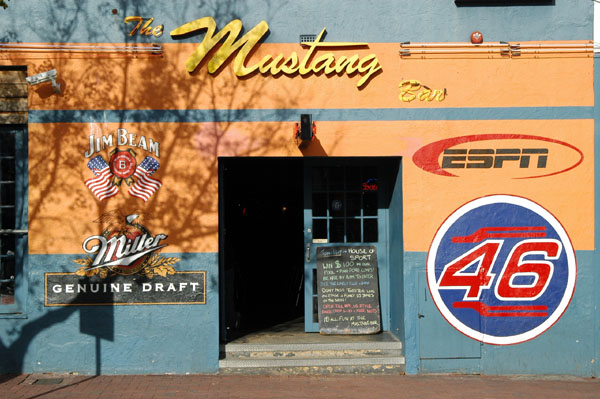 The Mustang American Bar, Lake Street, Northbridge