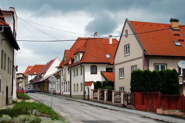 Veterná ulica heading for Bardajov's main square