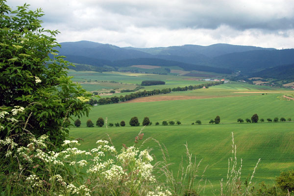 Farmland around Spi Castle