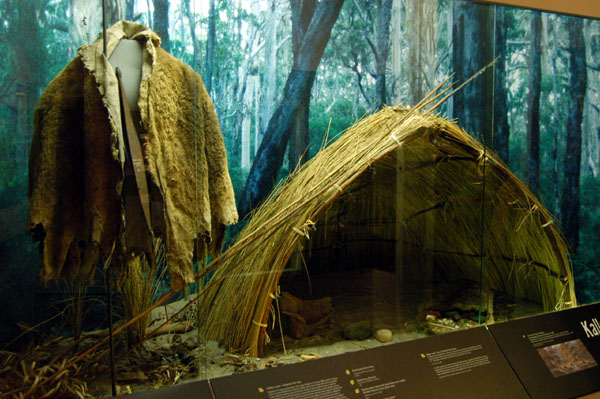 Aboriginal shelter, Western Australia Museum McMorrow photos at pbase.com