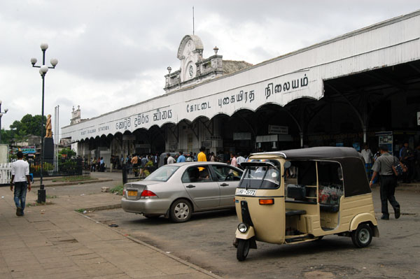 Colombo Fort Railway Station