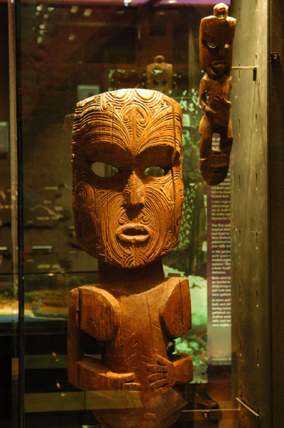 Maori Tekoteko - carved figure
