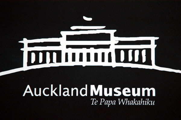 Auckland Museum logo