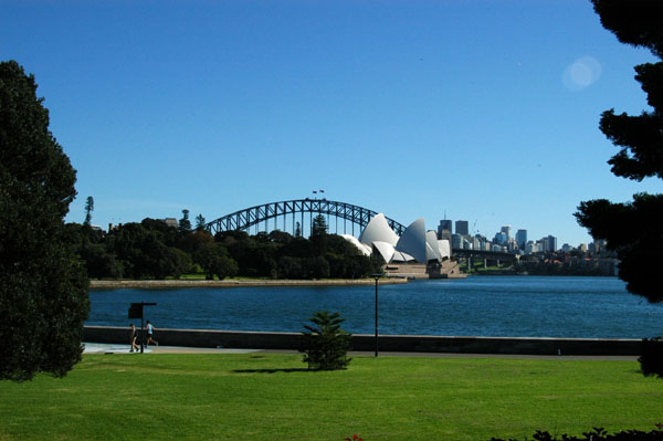 Sydney Opera House and Harbour Bridge from the Royal Botanical Gardens