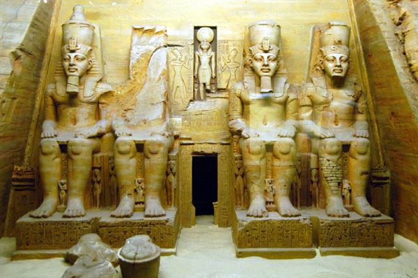 Model of the Temple of Abu Simbel from the film Khartoum