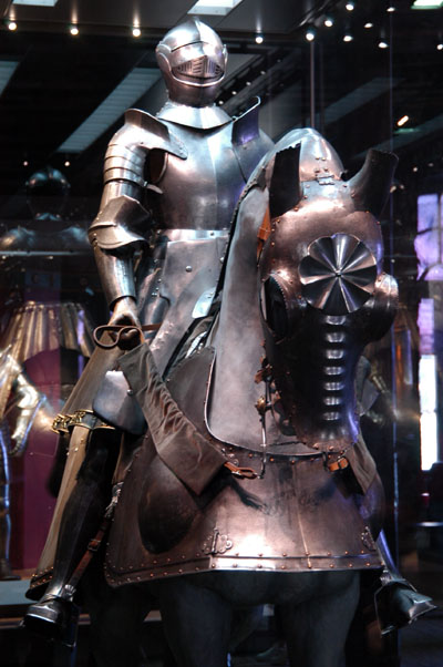 Armour for man and horse of King Henry VIII, 1515
